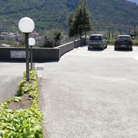 L'abbraccio Casola di Napoli