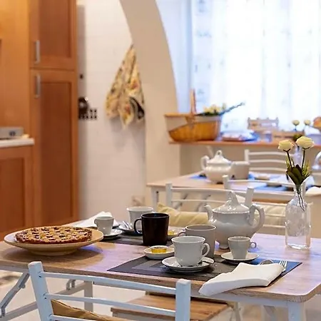 L'abbraccio 3* Casola di Napoli