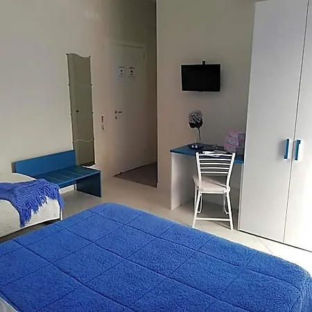 L'abbraccio 3* Casola di Napoli